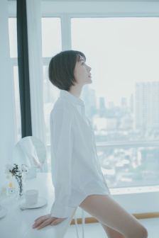 我爸比我小四岁