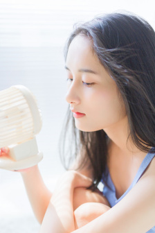 美女和帅哥亲热的高清软件